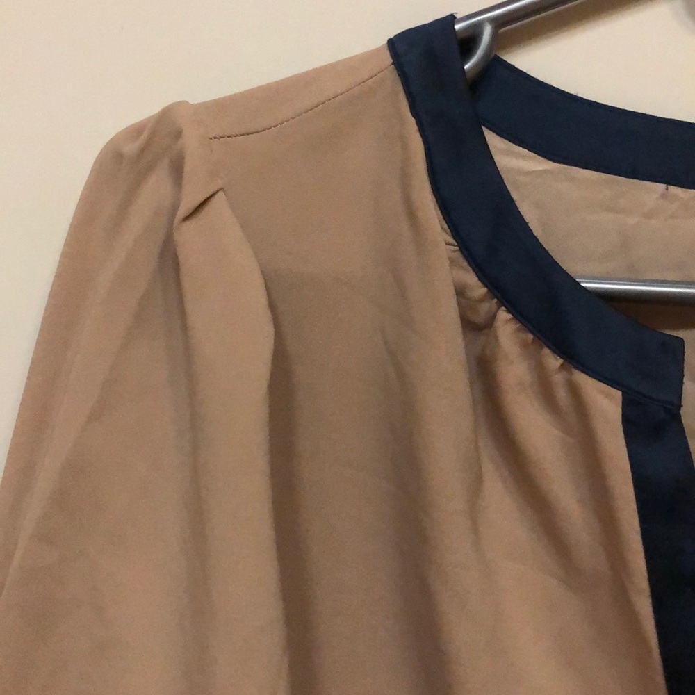 Ann Taylor silk top - Picture 5 of 5